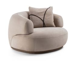 Итальянское Кресло Vittoria Frigerio Monaco фото
